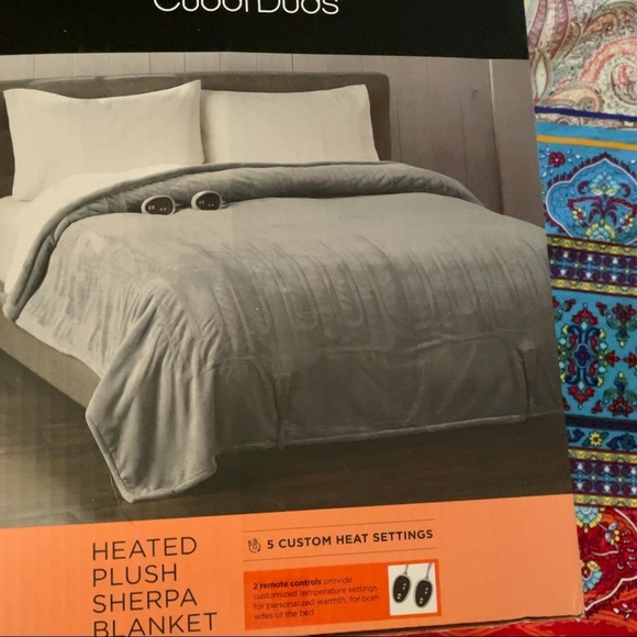 cuddl duds heated plush to sherpa blanket